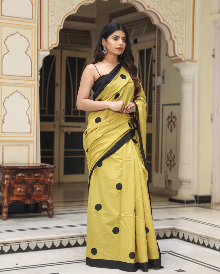 Printed Pure Cotton Mulmul Saree With Blouse