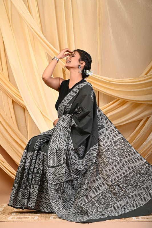 Printed Pure Cotton Mulmul Saree With Blouse